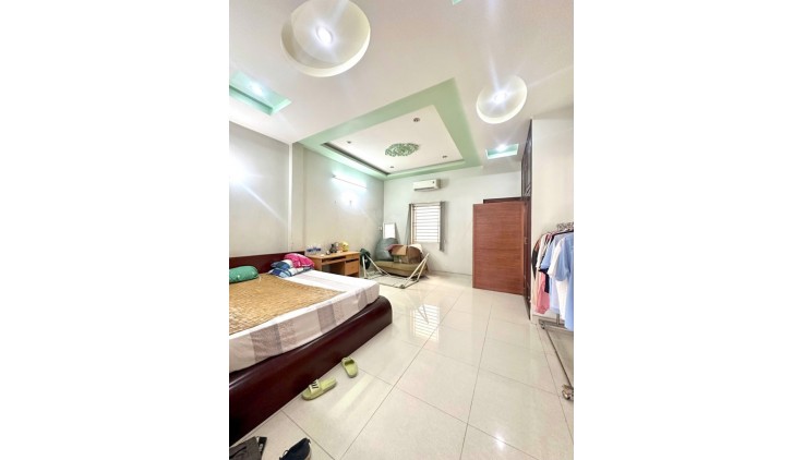 Ngộp Giảm Sốc 2.2 tỷ Bán Nhà 3 Tầng Hẻm Xe Hơi 134m2_5x27 Chỉ 8.8 tỷ Gần Kha Vạn Cân Linh Tây Thủ Đức Có 1.0.2